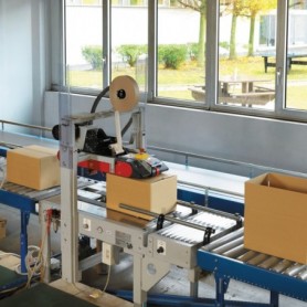 Ruban adhésif machine...