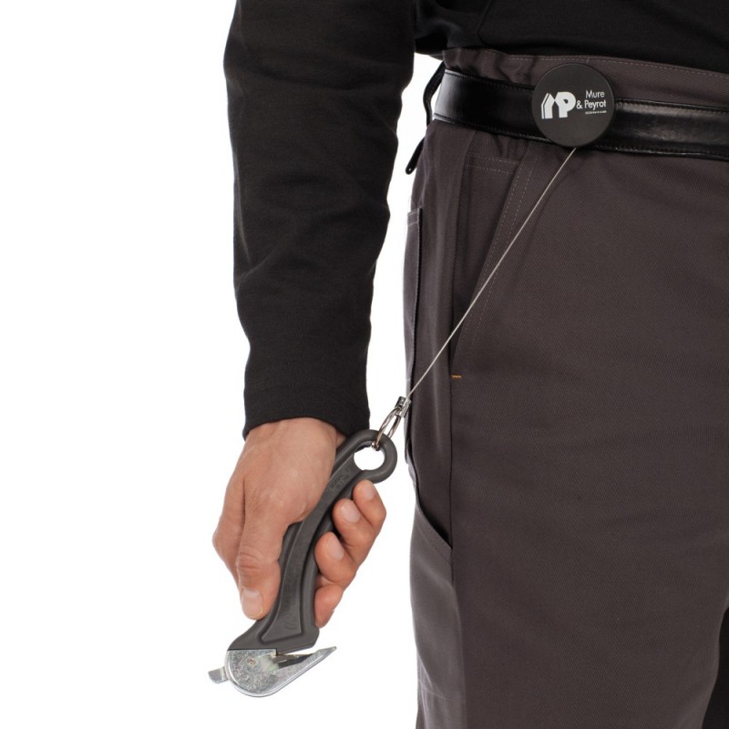 Dérouleur-enrouleur 10