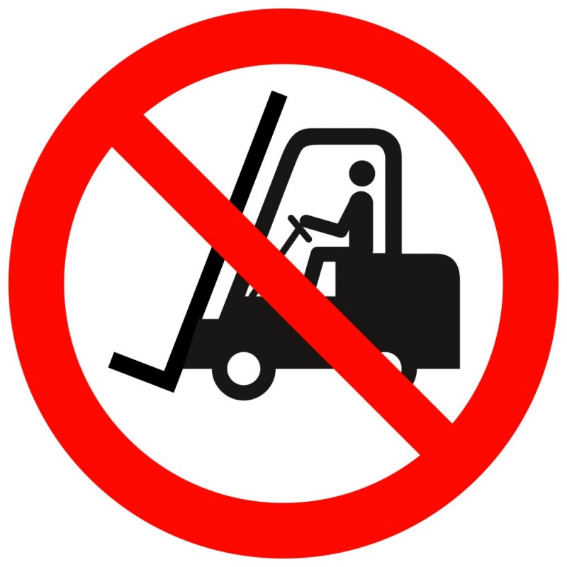 Panneau d'interdiction - INTERDIT AUX CHARIOTS ELÉVAT.