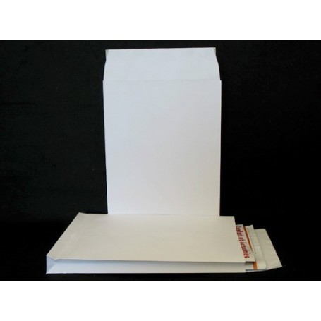 Type C4 - Format 229x324x30 - Blanc 120g